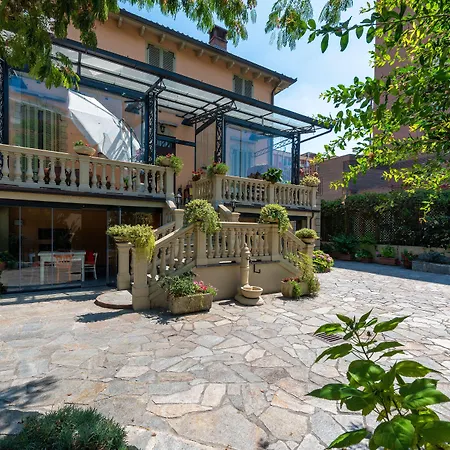 Oda ve Kahvaltı Mery