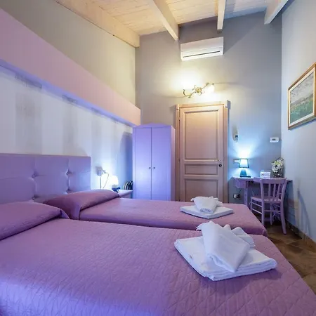 Oda ve Kahvaltı Mery Casale Monferrato